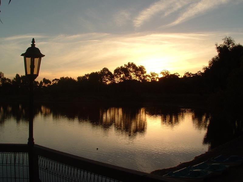 Clare Country Club Hotel Buitenkant foto